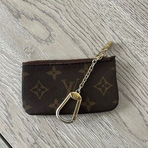 LOUIS VUITTON KEYCHAIN WALLET